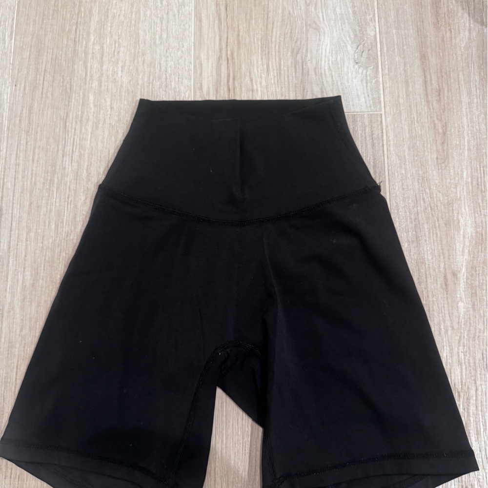 NVGTN Black High-Waist Bike Shorts